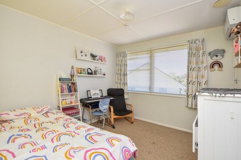 Photo of property in 10 Fairbrother Street, Carterton, 5713