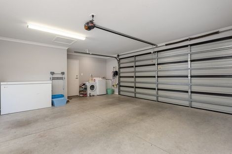 Photo of property in 21 Bob Carter Place, Welcome Bay, Tauranga, 3175