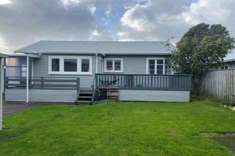 Photo of property in 18 Newton Street, Fitzroy, New Plymouth, 4312
