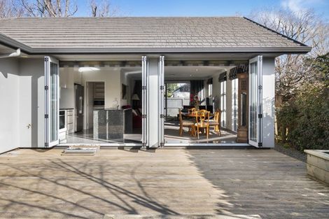 Photo of property in 35 Union Street, Hokowhitu, Palmerston North, 4410