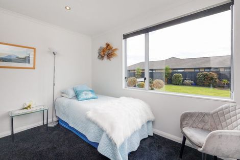 Photo of property in 59 Liberty Grove, Kelvin Grove, Palmerston North, 4414