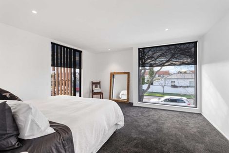 Photo of property in 74 Merivale Lane, Merivale, Christchurch, 8014