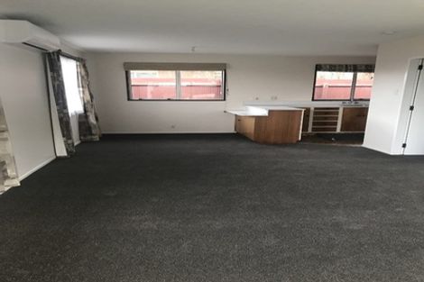 Photo of property in 2/743 Main North Road, Belfast, Christchurch, 8051