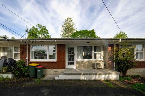 Photo of property in 77c Aurora Terrace, Hillcrest, Hamilton, 3216