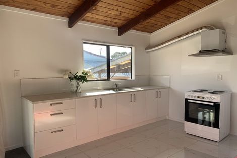 Photo of property in 41c Langton Road, Stanmore Bay, Whangaparaoa, 0932