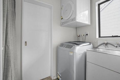 Photo of property in 2/1159 High Street, Taita, Lower Hutt, 5011