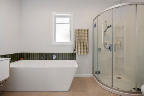 Photo of property in 18 Olwyn Terrace, Dinsdale, Hamilton, 3204