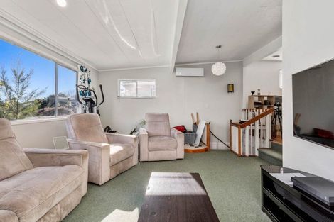 Photo of property in 115 Manuka Road, Bayview, Auckland, 0629