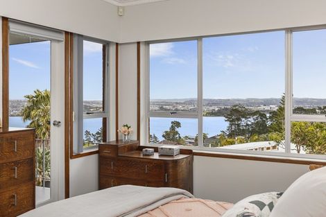 Photo of property in 11 Hadfield Street, Beach Haven, Auckland, 0626