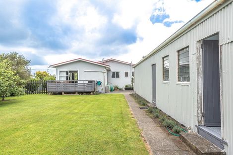 Photo of property in 37 Bear Street, Waverley, 4510