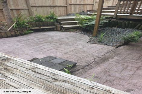 Photo of property in 87 Kauri Point Road, Laingholm, Auckland, 0604