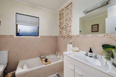 Photo of property in 7 Riverview Road, Kerikeri, 0230