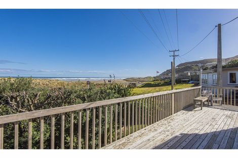 Photo of property in 37 Marine Drive, Te Kopuru, Dargaville, 0371
