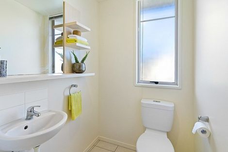 Photo of property in 1/206 Manuka Road, Bayview, Auckland, 0629