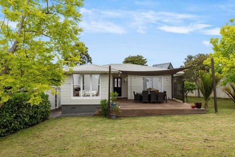 Photo of property in 3 Farringdon Street, Glen Innes, Auckland, 1072