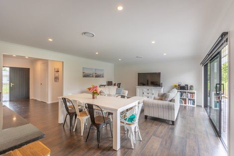 Photo of property in 5e Johnson Street, Waipawa, 4210