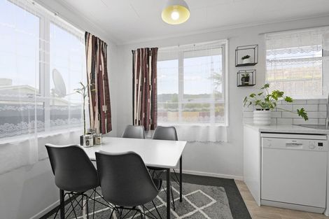 Photo of property in 1/79 Hillside Drive, Maoribank, Upper Hutt, 5018