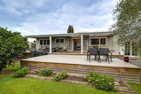 Photo of property in 20 Bennett Street, Waipawa, 4210