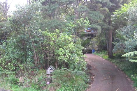 Photo of property in 72 Warner Park Avenue, Laingholm, Auckland, 0604