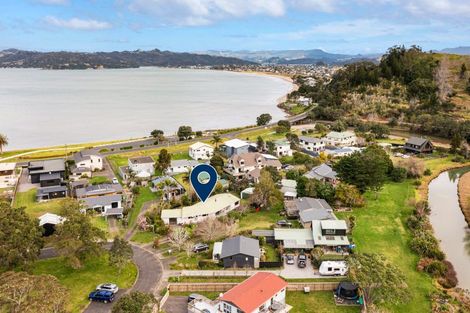 Photo of property in 8 Parkland Place, Whitianga, 3510