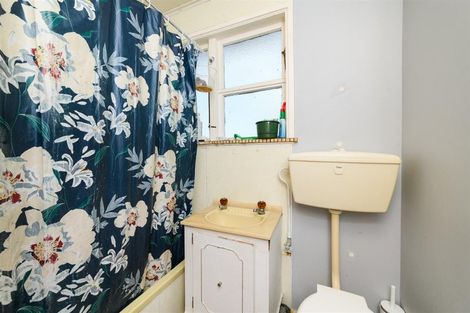 Photo of property in 35 Beaven Street, Marton, 4710