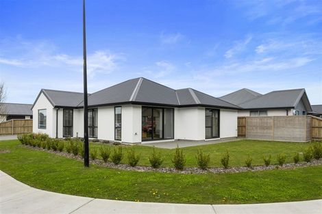 Photo of property in 2 Stonyer Street, Woodend, 7610