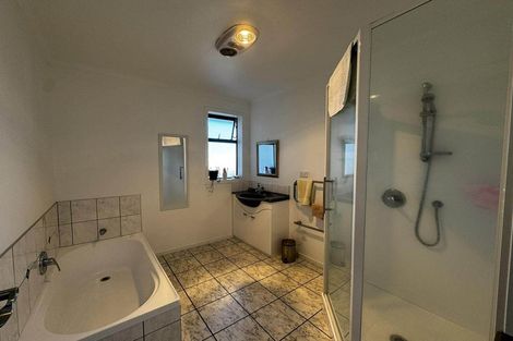 Photo of property in 17 Glover Street, Leamington, Cambridge, 3432