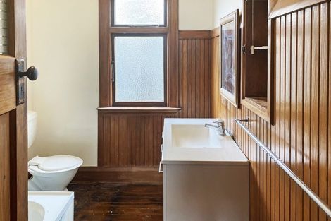 Photo of property in 7 Domett Street, Waltham, Christchurch, 8023