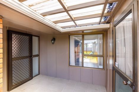 Photo of property in 115 Heta Road, Highlands Park, New Plymouth, 4312