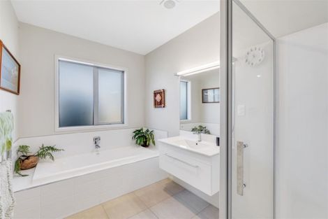 Photo of property in 1 Parson Road, Wigram, Christchurch, 8042