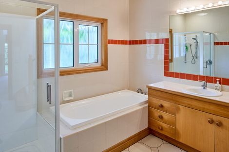 Photo of property in 137 Kings Crescent, Hutt Central, Lower Hutt, 5010