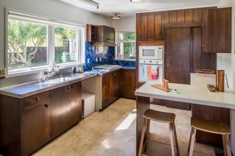 Photo of property in 10 Compass Way, Whitby, Porirua, 5024