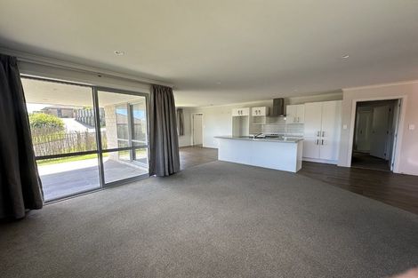 Photo of property in 9 Hayden Way, Welcome Bay, Tauranga, 3112