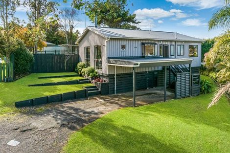 Photo of property in 60 Hamilton Drive, Waiuku, 2123