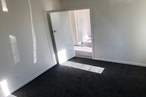 Photo of property in 75 Awaroa Road, Sunnyvale, Auckland, 0612