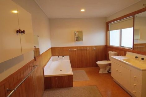 Photo of property in 438 Devon Street West, Lynmouth, New Plymouth, 4310