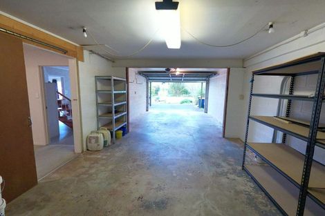 Photo of property in 15 Gretel Place, Hillcrest, Auckland, 0627