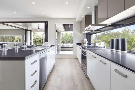 Photo of property in 9 Maurice Knowles Lane, Cashmere, Christchurch, 8022