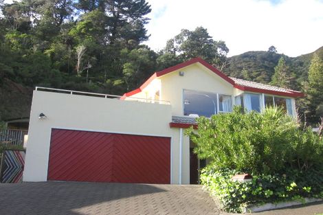 Photo of property in 35 Tyndall Street, Waiwhetu, Lower Hutt, 5010