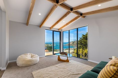 Photo of property in 63 Moncks Spur Road, Redcliffs, Christchurch, 8081