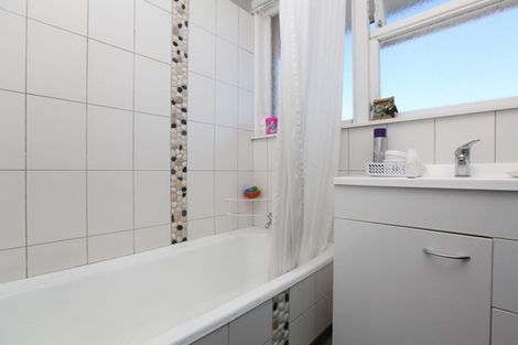 Photo of property in 106 Mount View Road, Melville, Hamilton, 3206