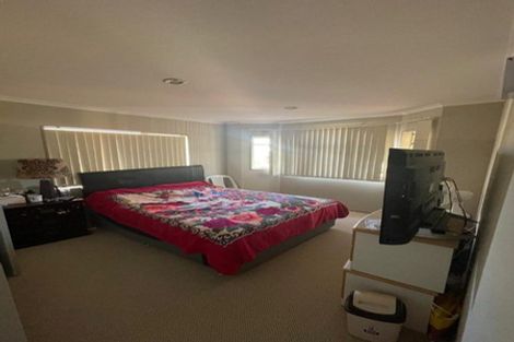 Photo of property in 10 Agapanthus Place, Flat Bush, Auckland, 2016