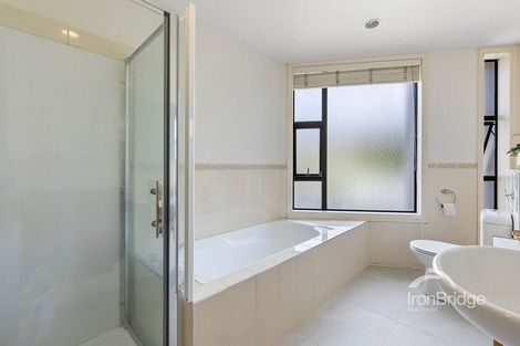 Photo of property in 46-48 Ravenstone Place, Chatswood, Auckland, 0626