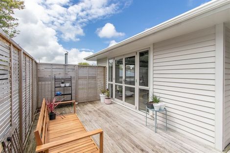 Photo of property in 5a Maire Street, Inglewood, 4330