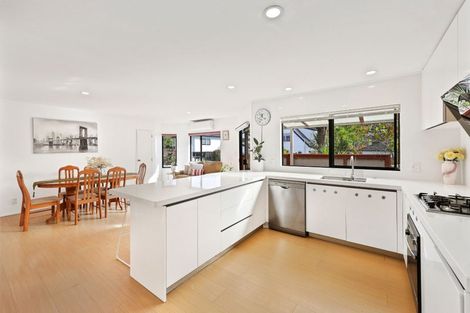Photo of property in 2/57 Howe Street, Howick, Auckland, 2014