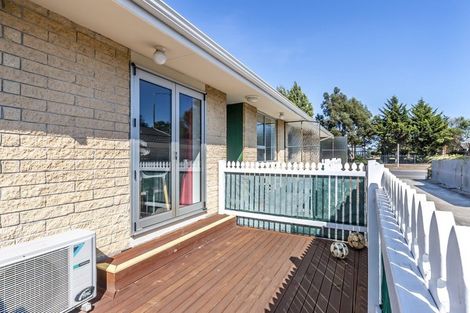 Photo of property in 2/10 Peer Street, Upper Riccarton, Christchurch, 8041