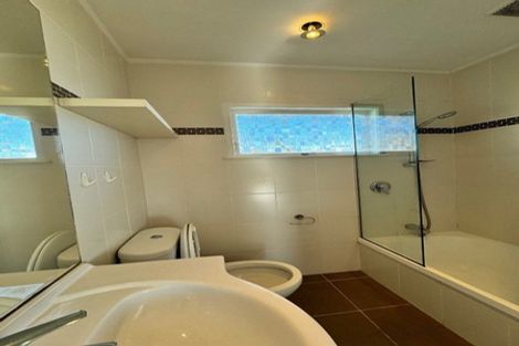 Photo of property in 28d Sunnynook Road, Sunnynook, Auckland, 0620