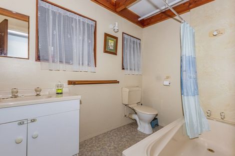 Photo of property in 8a Otaika Road, Woodhill, Whangarei, 0110