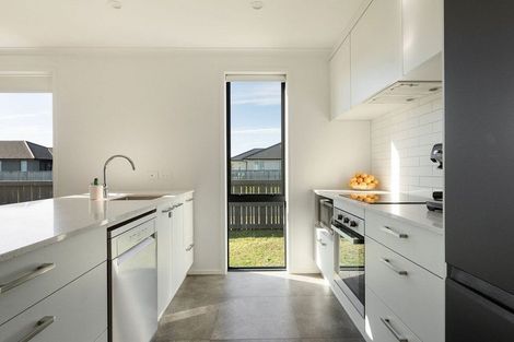 Photo of property in 29 Te Wharo Drive, Papamoa, 3118