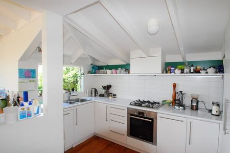 Photo of property in 85 Durham Street, Brooklyn, Wellington, 6021